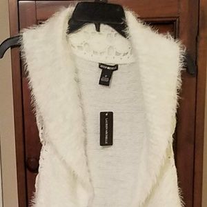 Lauren Michelle Cardigan